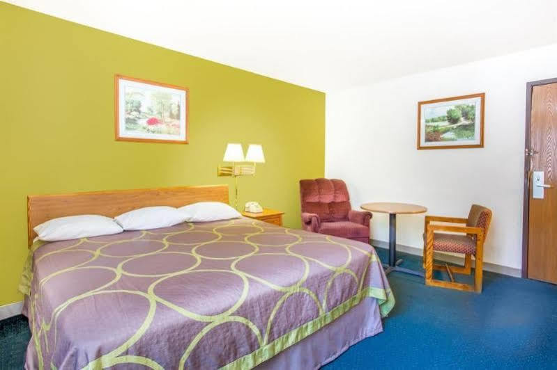 Hotel Super 8 By Wyndham Richmond/chamberlayne Rd Yellow Tavern